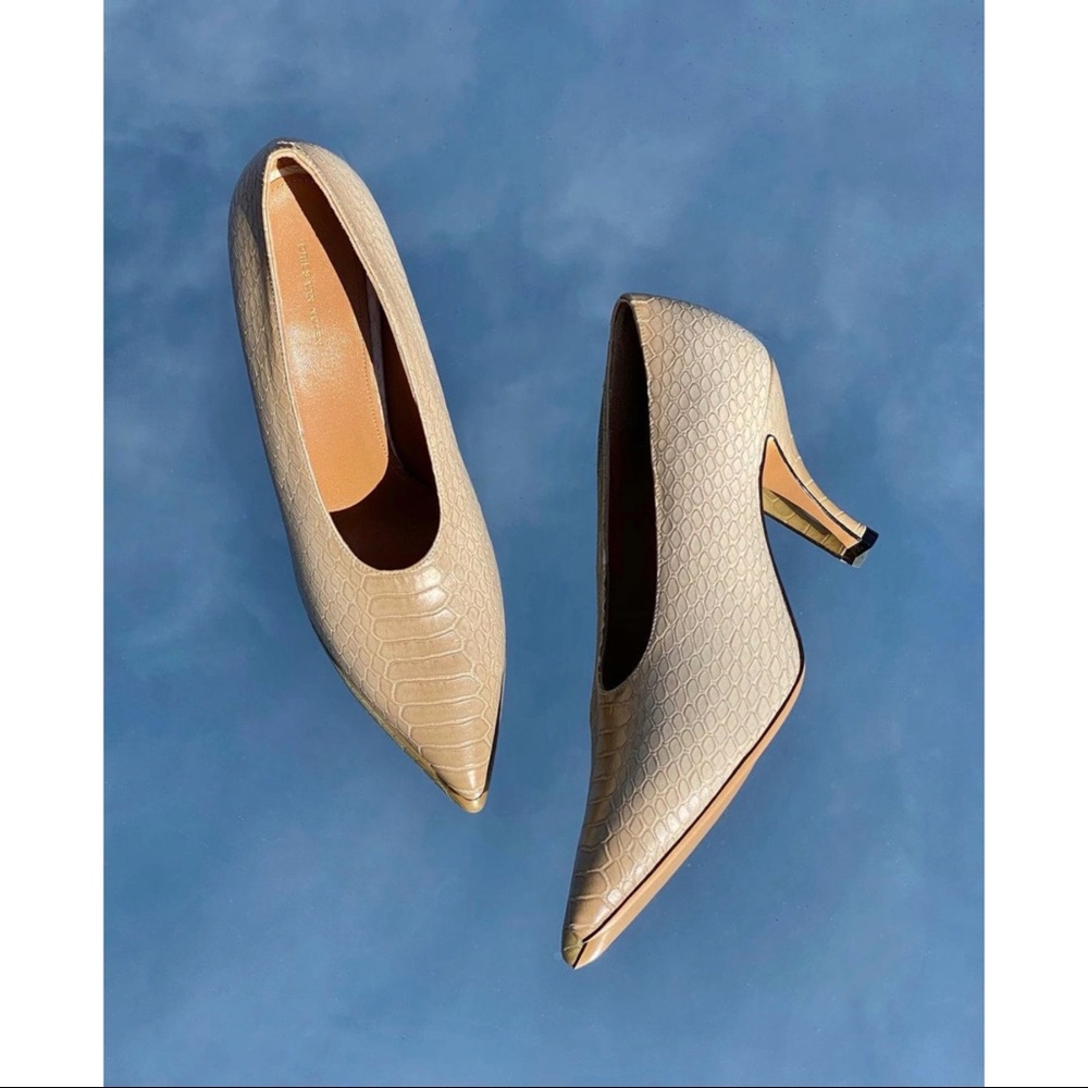 NWB Dries Van Noten Beige Pointed Heels 39.5 $670